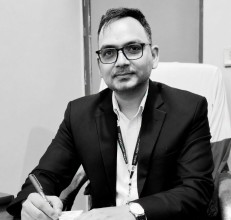 टिमुरे बाढीमा परेर नेपाल सरकारका शाखा अधिकृत यादव भण्डारीको मृत्यु