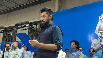 रास्वपा नवनिर्वाचित सभपाति रवि लामिछानेले लिए सपथ