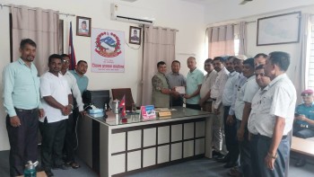 रसुवा बाढीपीडितका लागि जिसन नवलपरासीको एक लाख पाँच हजार सहयोग